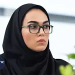 عینک برای صورت بیضی | راهنمای انتخاب عینک آفتابی و طبی